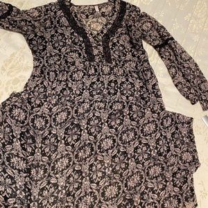 Black printed target dress